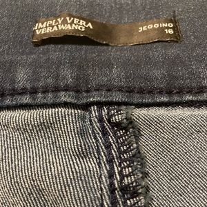 Blue denim jeggings pull-on 17 1/2 across waist 27 inseam